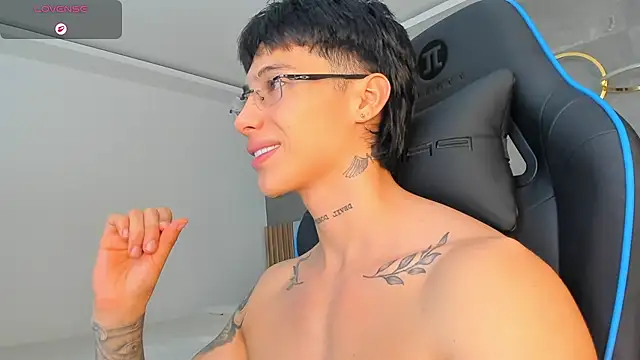 Samuell_777 XXX чат на живо
