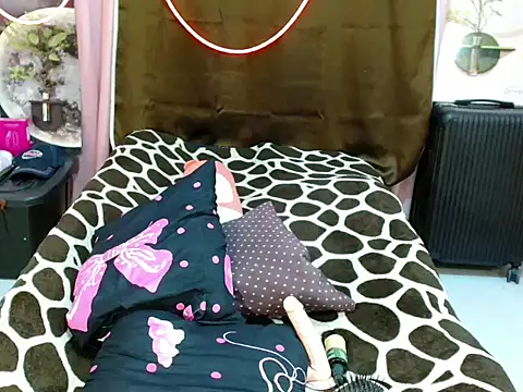 XXX chat uživo modela joshi_baexox1