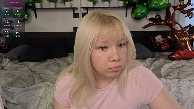 Chat XXX en directo de Soffa_Mitchell