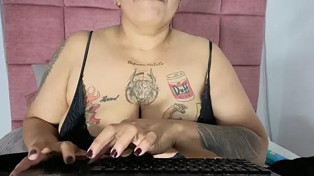 yunkeyc 라이브 XXX 채팅