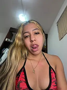 kari_rive's Live XXX Chat