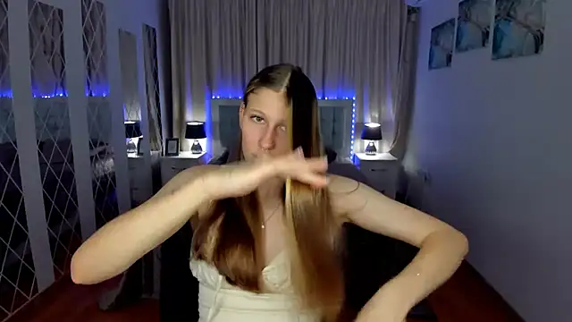 Chat +18 de MiaCream ao vivo