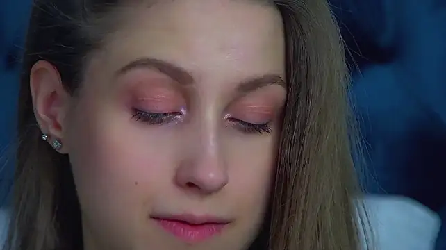HaileyArden Chat XXX in diretta