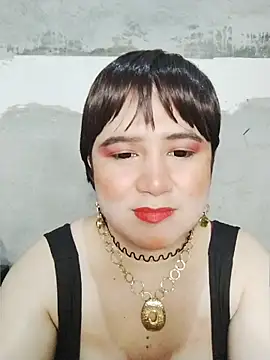 superhotshemale 现场XXX聊天
