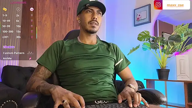 Živý XXX chat Latinmoster_boss