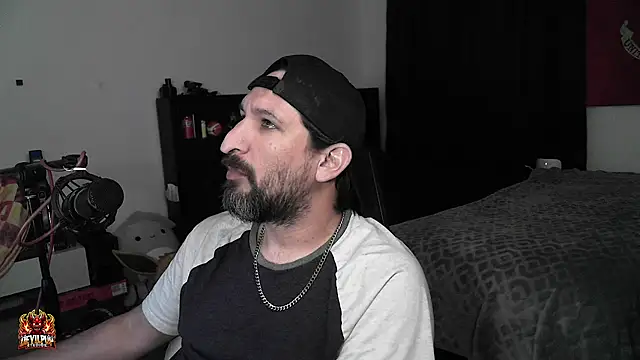 Show webcam de DevilPup75_