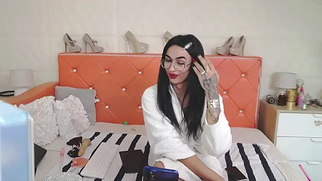 HotIris Chat XXX live