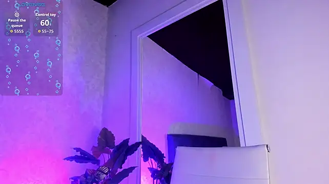 DannielaUwU's Live XXX Chat