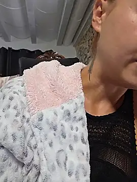 Živý XXX chat kylie_blck