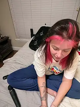 MarlaFknSinger: онлайн-секс-чат