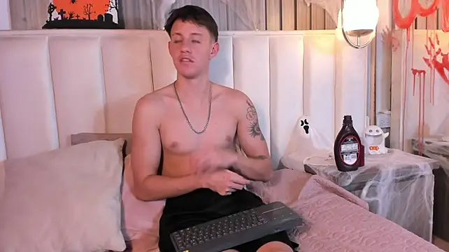 צ'אט XXX בשידור חי של Lovelust_69