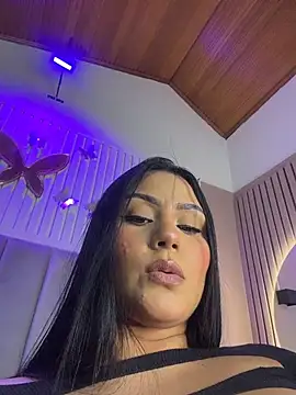 Savannahsummer_'s Live XXX Chat