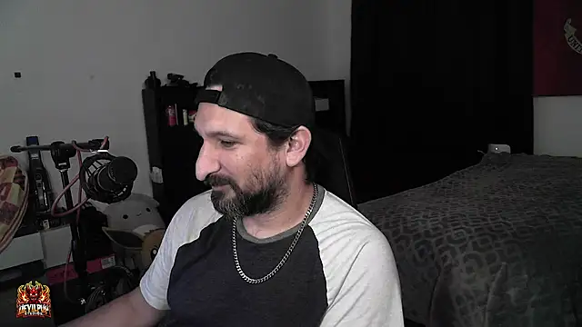 Živý XXX chat DevilPup75_