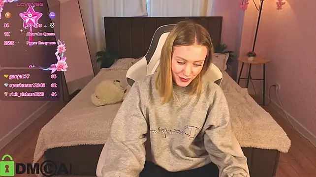 EvaHamilton's Live XXX Chat