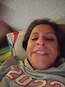XXX chat uživo modela LucifernandaSw