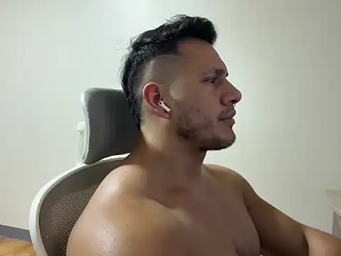 DominicVeinss Chat XXX live