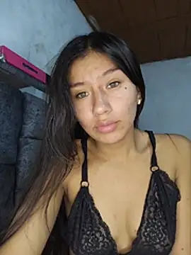 PrincessHot_ élő XXX-chatje