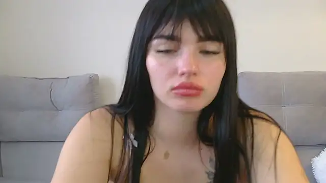 XXX chat uživo modela Busan4ik
