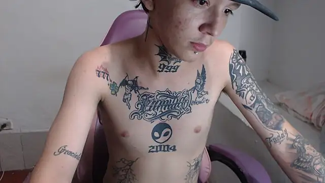 nick_boystraight XXX чат на живо