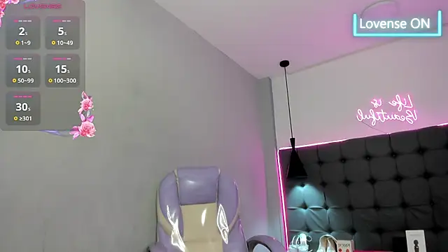 Chat +18 de scarletcherry18 ao vivo