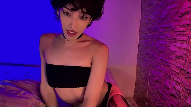 xFemboyToy Chat XXX in diretta