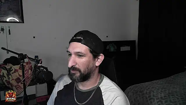 צ'אט XXX בשידור חי של DevilPup75_