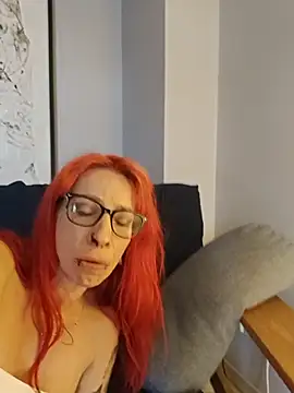 Ruby_Rebeln Live XXX chat