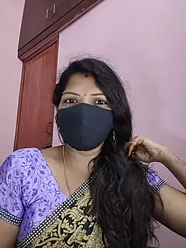 Kayalvizhi143 网络视讯表演