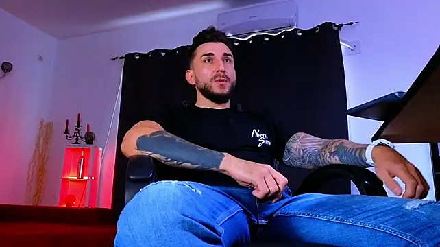 Chat XXX Live MightyAaron66