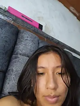 Chat +18 de PrincessHot_ ao vivo