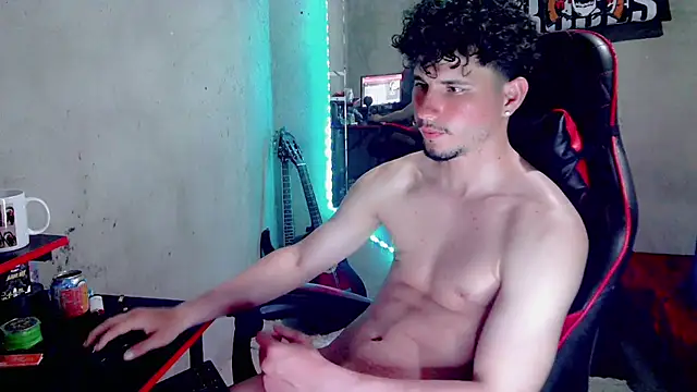 Atom_Hot – Live XXX-chat
