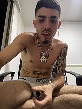 NikoStone_ XXX чат на живо