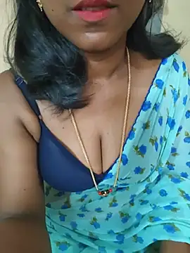 Sirisha_33 Show in webcam