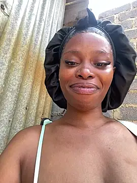QUEENZAZA's Live XXX Chat