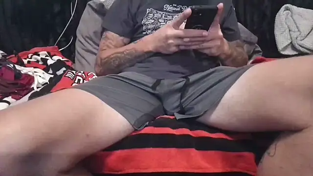 JohnnyKorrupt_ XXX чат на живо