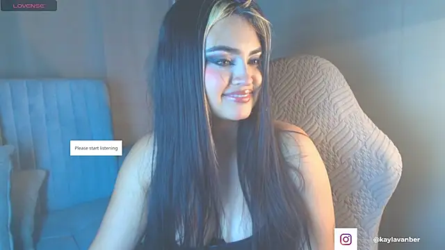 Kaylavanber Adlı Modelin Canlı XXX Sohbeti