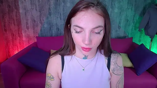 AssolSoul Adlı Modelin Canlı XXX Sohbeti