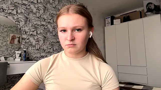 LisFris élő XXX-chatje