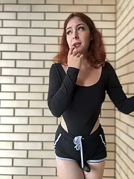 LynaFrost Live XXX-chat