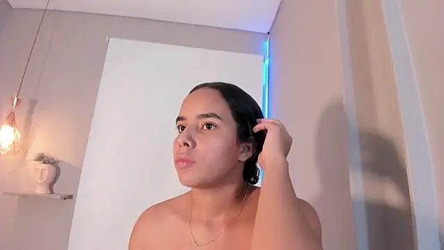 Chat XXX ao vivo de Roxy_Stonee