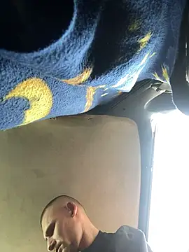 צ'אט XXX בשידור חי של Boysex227