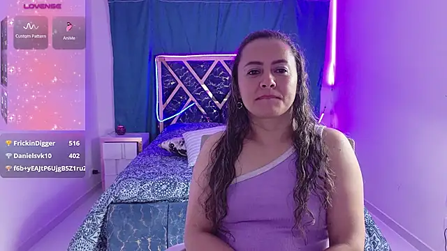 Cristalsexy25's Live XXX Chat
