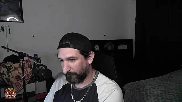 צ'אט XXX בשידור חי של DevilPup75_
