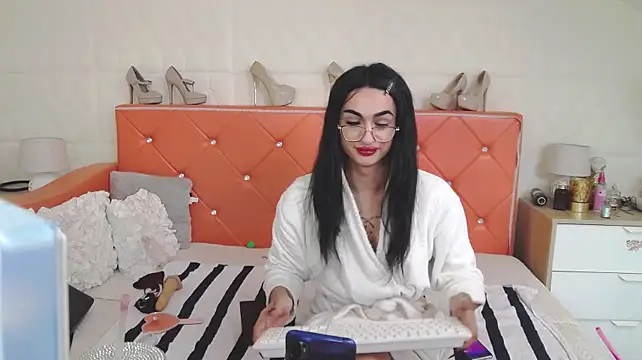 HotIris Chat XXX live
