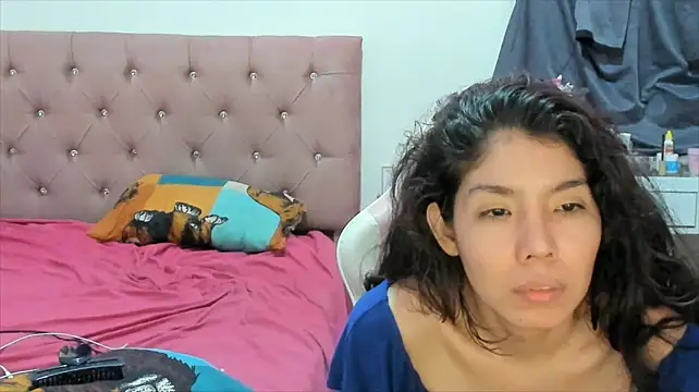 MyAngel777m: απευθείας συνομιλία ΧΧΧ