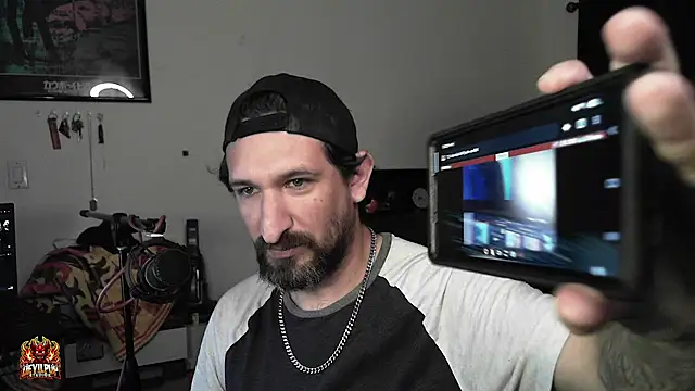 DevilPup75_ – Naživo XXX chat
