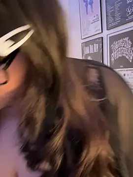 Chatroom XXX en direct de Evemeqt