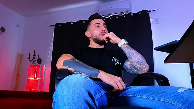 دردشة MightyAaron66 الجنسية المباشرة