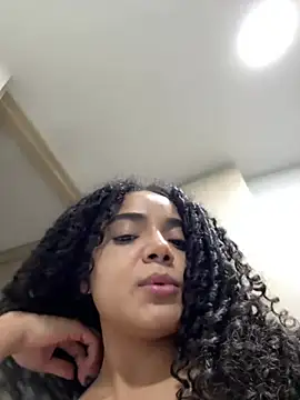 Curlyierr 现场XXX聊天