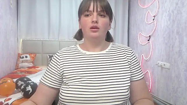StaceyLex XXX чат на живо